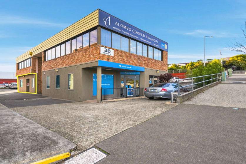 Click to view all images Suite 2, 3/30 Bayfield Street Rosny Park TAS 7018 - Image 1