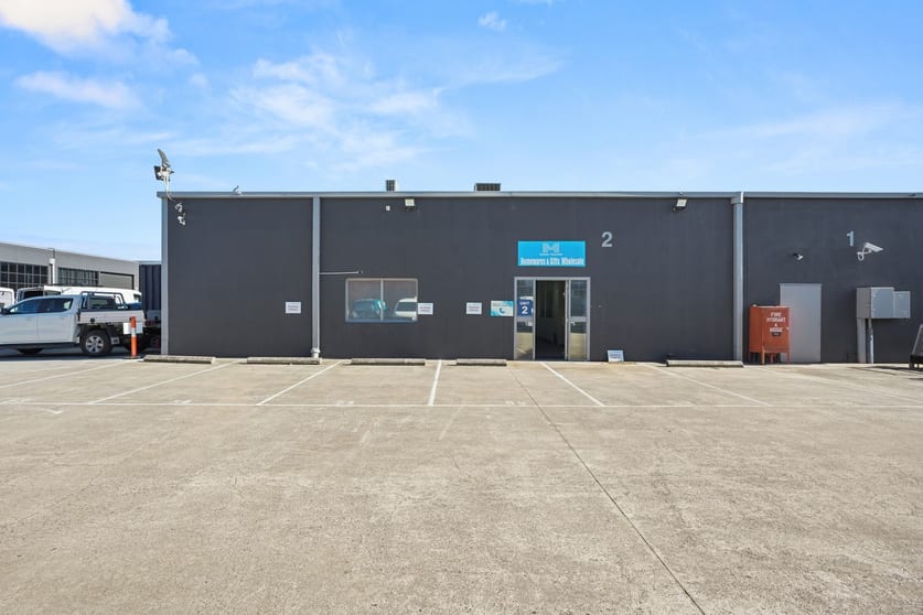 Click to view all images 9 & 2B/104-110 Keys Road Cheltenham VIC 3192 - Image 1