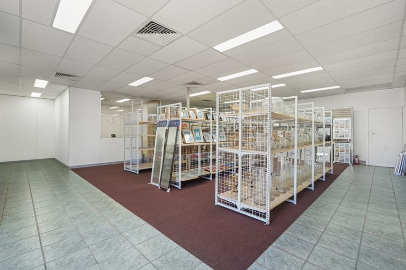 Click to view all images 9 & 2B/104-110 Keys Road Cheltenham VIC 3192 - Image 3