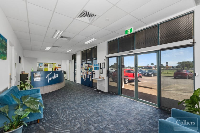 Click to view all images 6/264 Woolcock Street Currajong QLD 4812 - Image 2