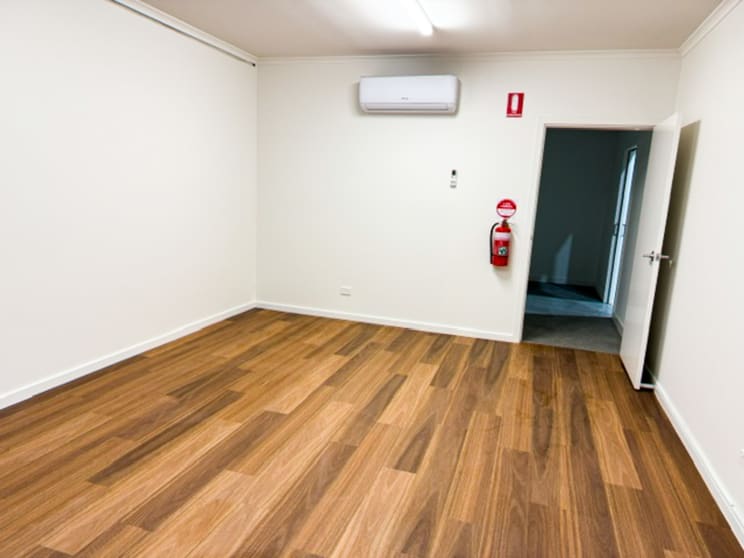 Click to view all images 26B Peninsula Boulevard Seaford VIC 3198 - Image 4