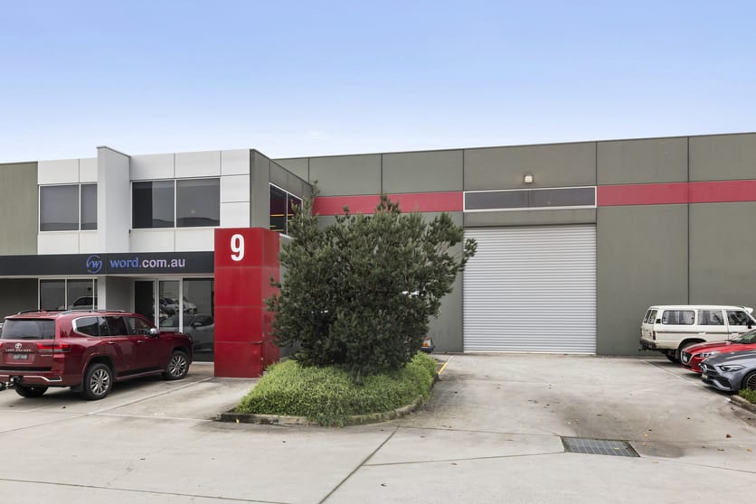 Click to view all images Unit 9/23A Cook Road Mitcham VIC 3132 - Image 1