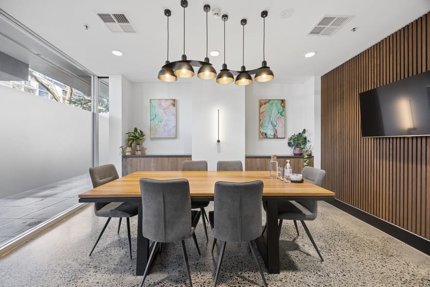 Click to view all images Unit 3/49 Mort Street Braddon ACT 2612 - Image 2