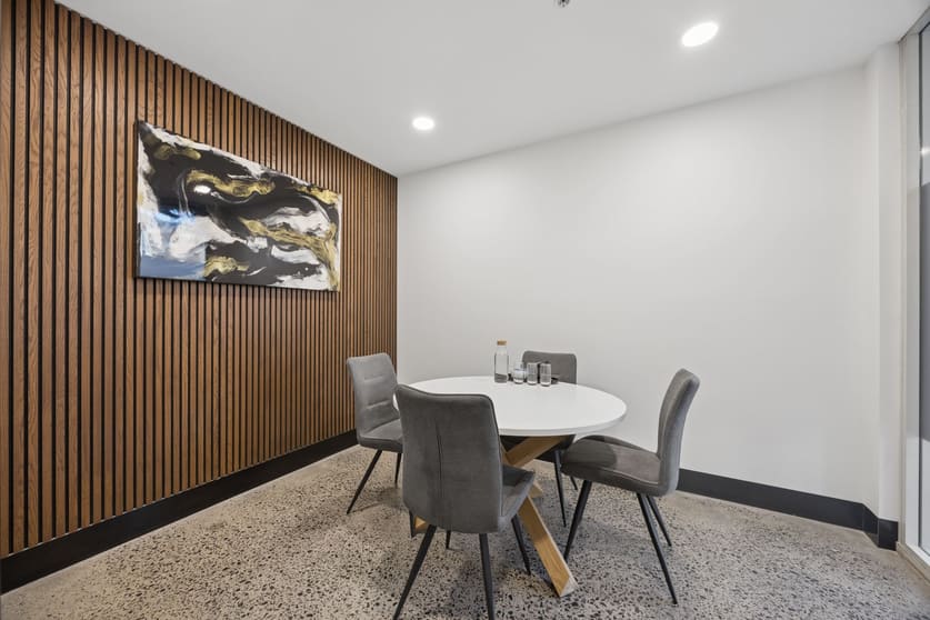 Click to view all images Unit 3/49 Mort Street Braddon ACT 2612 - Image 4