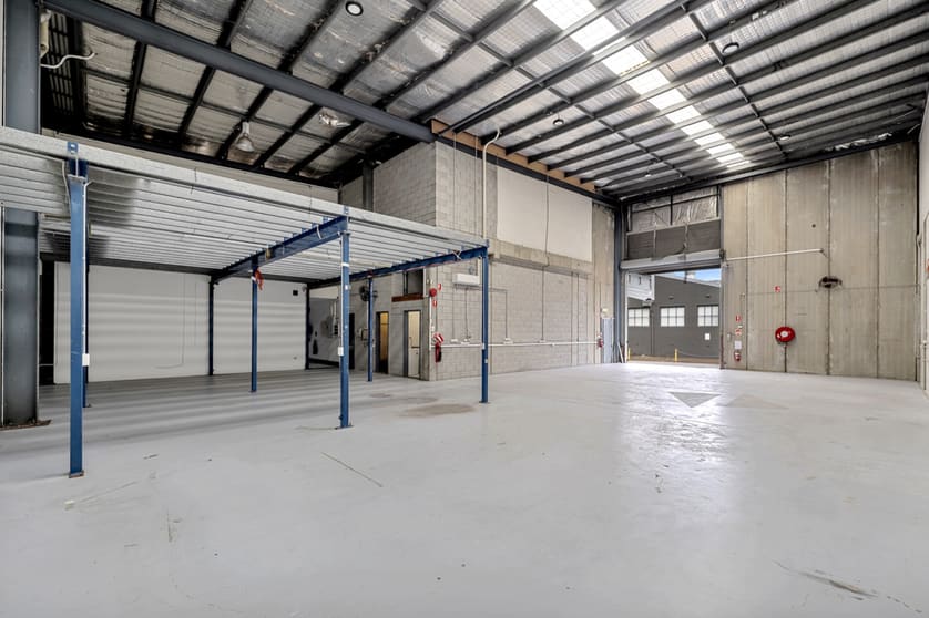 Click to view all images 26A Ralph Street Alexandria NSW 2015 - Image 2