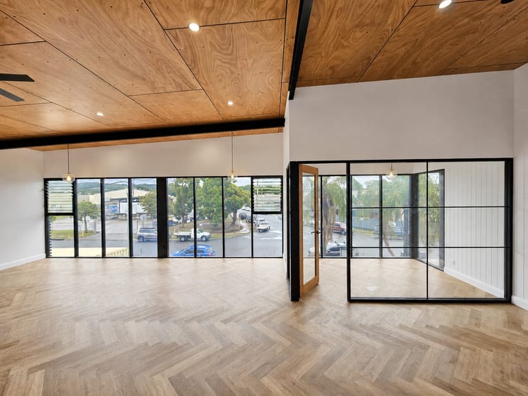 Click to view all images Currumbin Waters QLD 4223 - Image 3