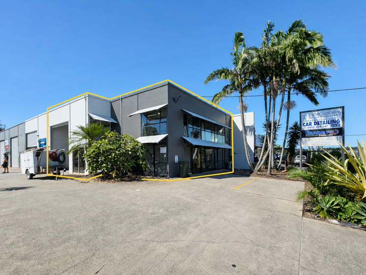 Click to view all images Currumbin Waters QLD 4223 - Image 1