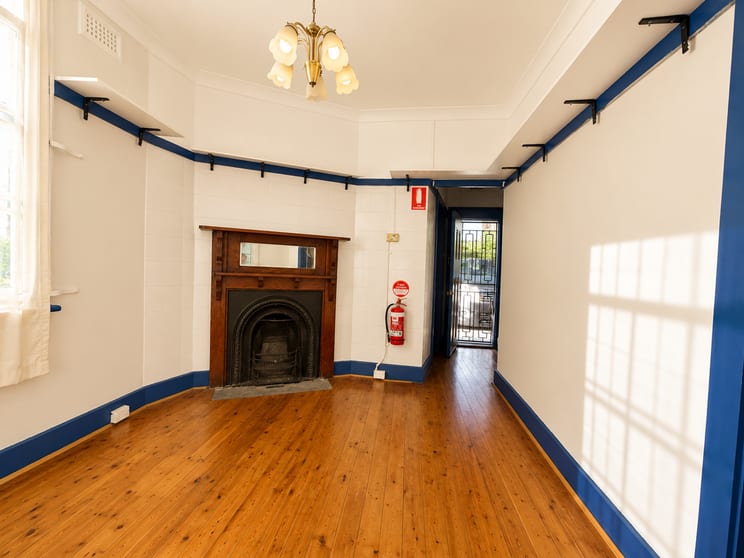 Click to view all images 8/385-391 Forest Road Bexley NSW 2207 - Image 2