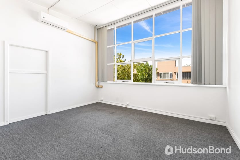 Click to view all images 14 Wells Street Frankston VIC 3199 - Image 1