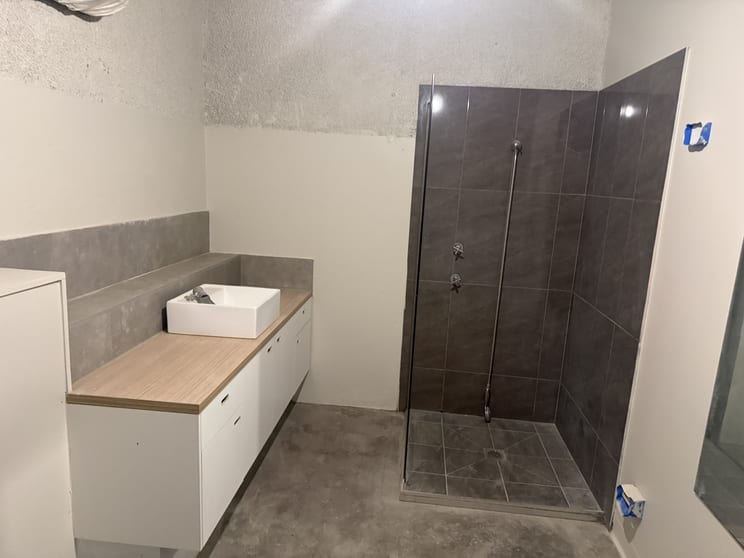 Click to view all images 147 King Street Newcastle NSW 2300 - Image 2
