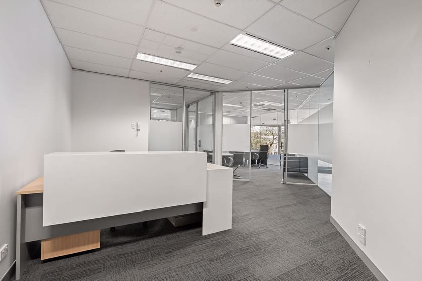 Click to view all images 40 Macquarie Street Barton ACT 2600 - Image 4