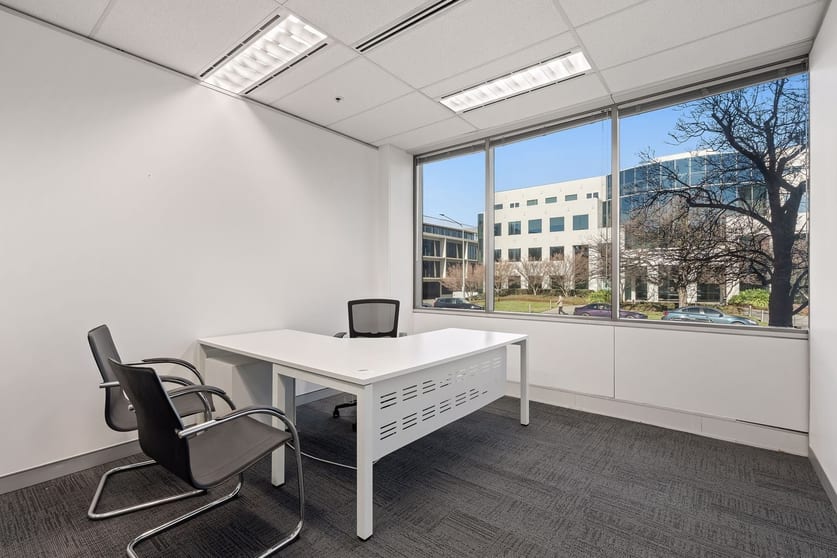 Click to view all images 40 Macquarie Street Barton ACT 2600 - Image 5
