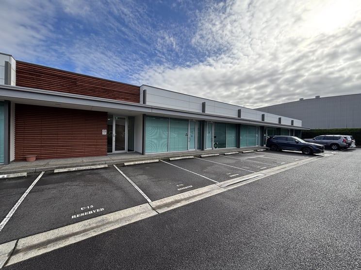 Click to view all images 15/17-19 Miles Street Mulgrave VIC 3170 - Image 1