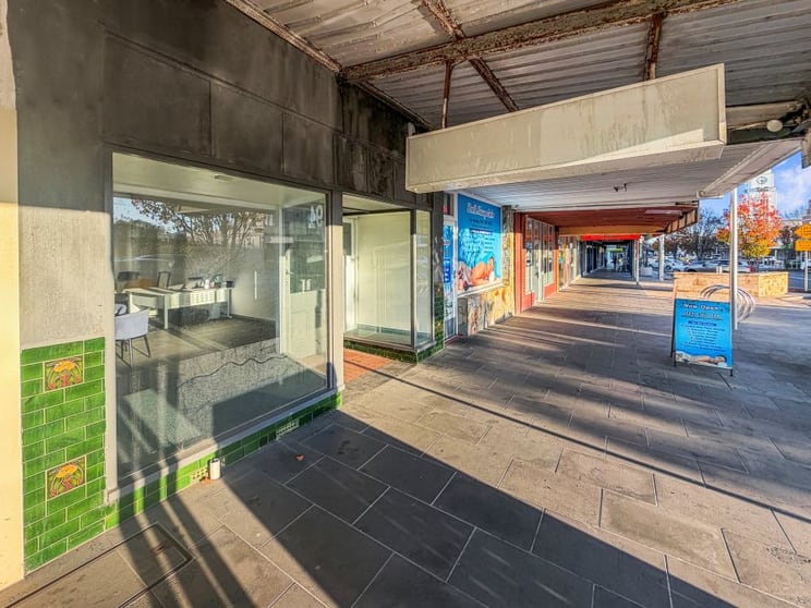 Click to view all images 194 Liebig Street Warrnambool VIC 3280 - Image 2