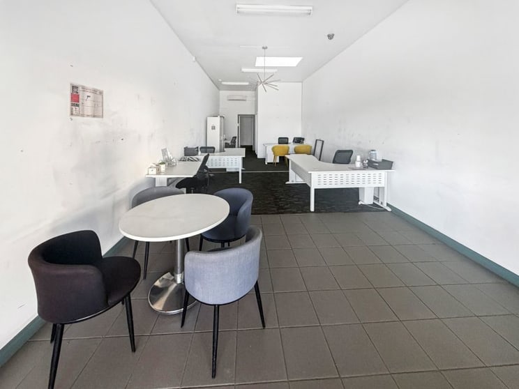 Click to view all images 194 Liebig Street Warrnambool VIC 3280 - Image 3