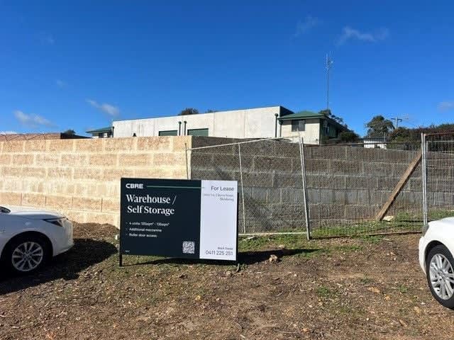 Click to view all images Units 1-4 2 Burra Street Mundaring WA 6073 - Image 3