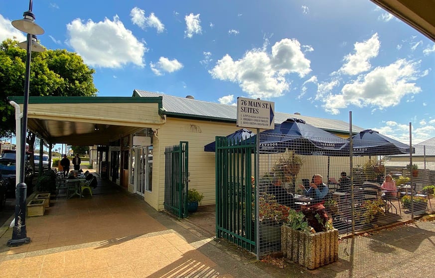 Click to view all images 2/76 Main Street Alstonville NSW 2477 - Image 1