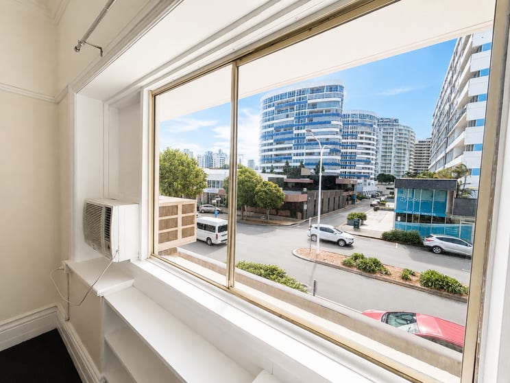 4/28-30 Bay Street Tweed Heads NSW 2485 - Image 2
