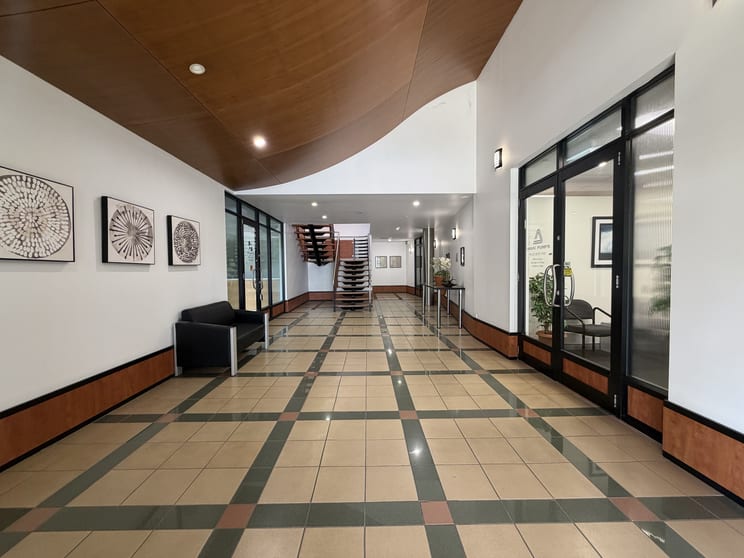Click to view all images 3970 Pacific Highway Loganholme QLD 4129 - Image 2