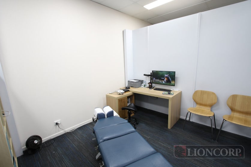 Click to view all images Mansfield QLD 4122 - Image 3