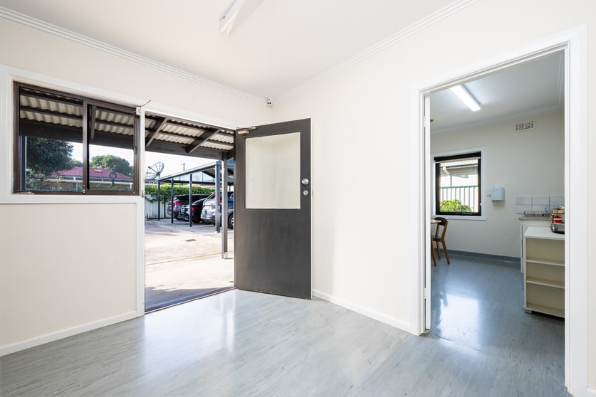Suite 2/871-873 Heatherton Road Springvale VIC 3171 - Image 2