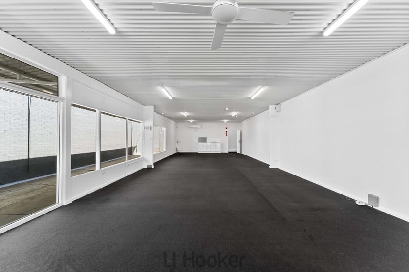 Click to view all images 31 The Boulevarde Toronto NSW 2283 - Image 3