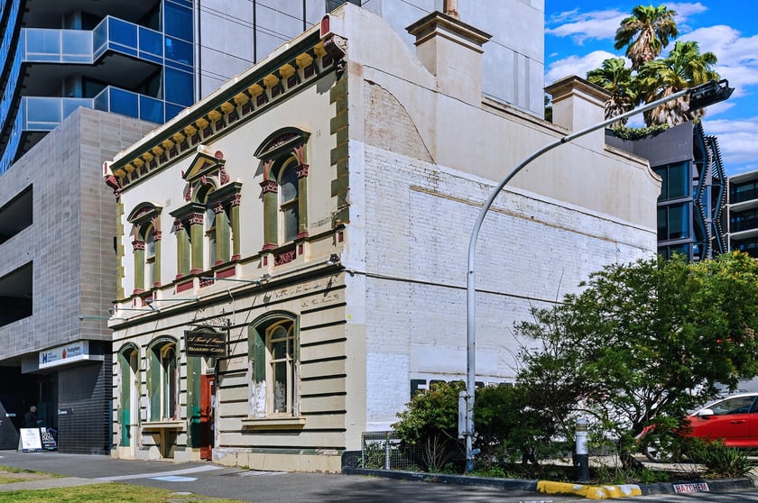 Click to view all images 37 Flemington Road North Melbourne VIC 3051 - Image 2