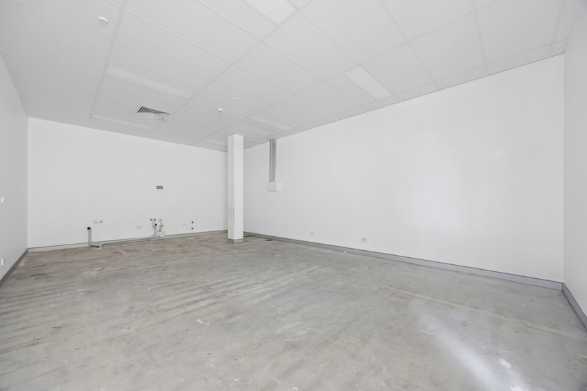 Click to view all images 150-180 Soward Way Greenway ACT 2900 - Image 4