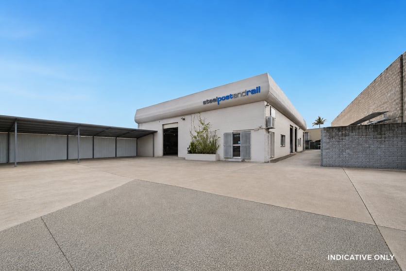 1/12 Queensbury Avenue Currumbin Waters QLD 4223 - Image 2