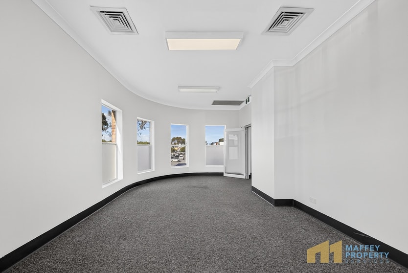 11-13/2 North Avenue Cessnock NSW 2325 - Image 2