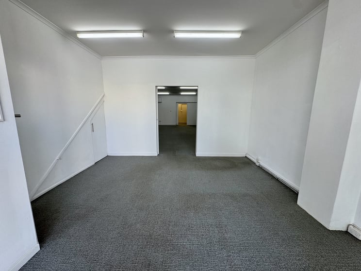 Click to view all images 1/13 King Street Caboolture QLD 4510 - Image 2