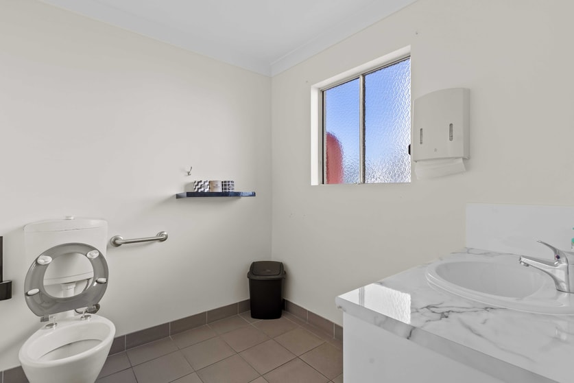 Click to view all images 6 Neils Street Pialba QLD 4655 - Image 3