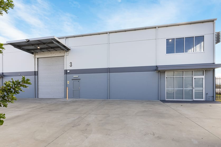 Click to view all images Unit 3/42 Riverside Drive Mayfield West NSW 2304 - Image 1