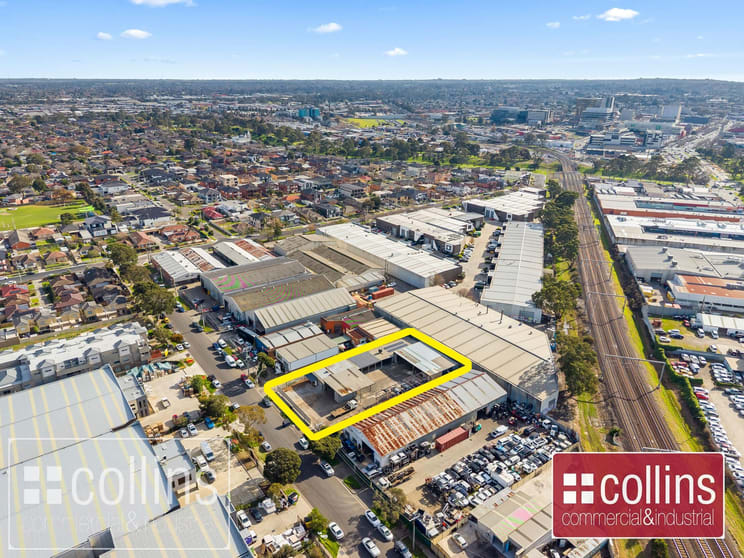 Click to view all images 17 - 19 PODMORE Street Dandenong VIC 3175 - Image 2