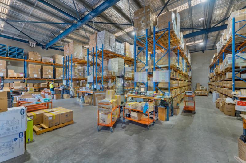 Click to view all images Mount Kuring-gai NSW 2080 - Image 2