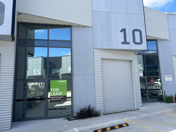 Click to view all images Unit 10/61 Sheppard Street Hume ACT 2620 - Image 1
