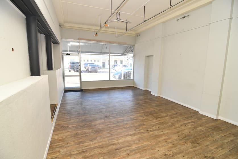 Click to view all images Shop 1/2 Blackwood Street Townsville City QLD 4810 - Image 3