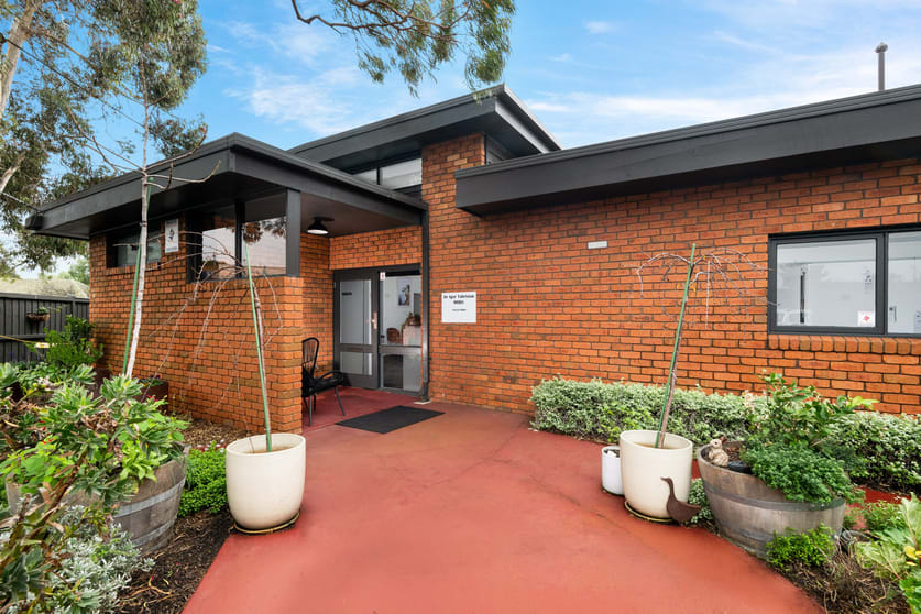 Click to view all images 45 Fairy Street Bell Post Hill VIC 3215 - Image 1