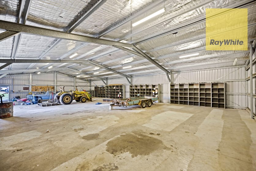 Click to view all images Shed 2/2 Cullen Street Crookwell NSW 2583 - Image 2