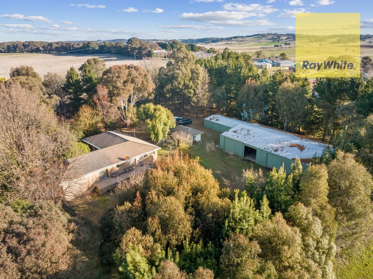 Click to view all images Shed 2/2 Cullen Street Crookwell NSW 2583 - Image 3