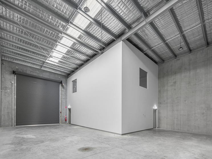 Click to view all images Unit 10/99 Wongawallan Drive Yarrabilba QLD 4207 - Image 3