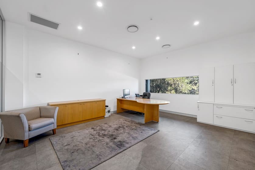 Click to view all images Unit 1/19 Underwood Avenue Botany NSW 2019 - Image 3