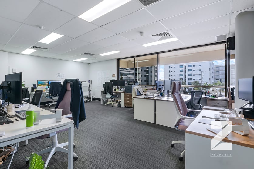 Click to view all images 141 Logan Road Woolloongabba QLD 4102 - Image 3
