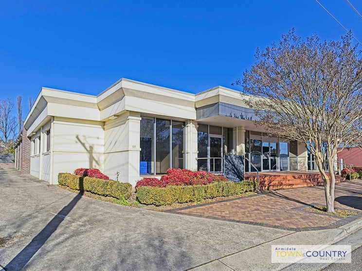 Click to view all images 90 Rusden Street Armidale NSW 2350 - Image 1