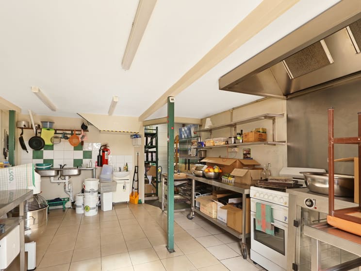 Click to view all images 3/895 The Horsley Drive Smithfield NSW 2164 - Image 3