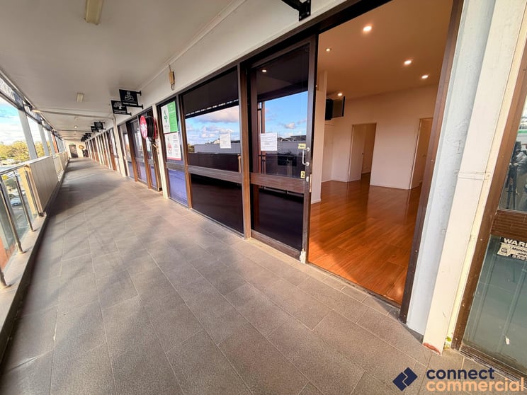 2/115 Currumburra Road Ashmore QLD 4214 - Image 3