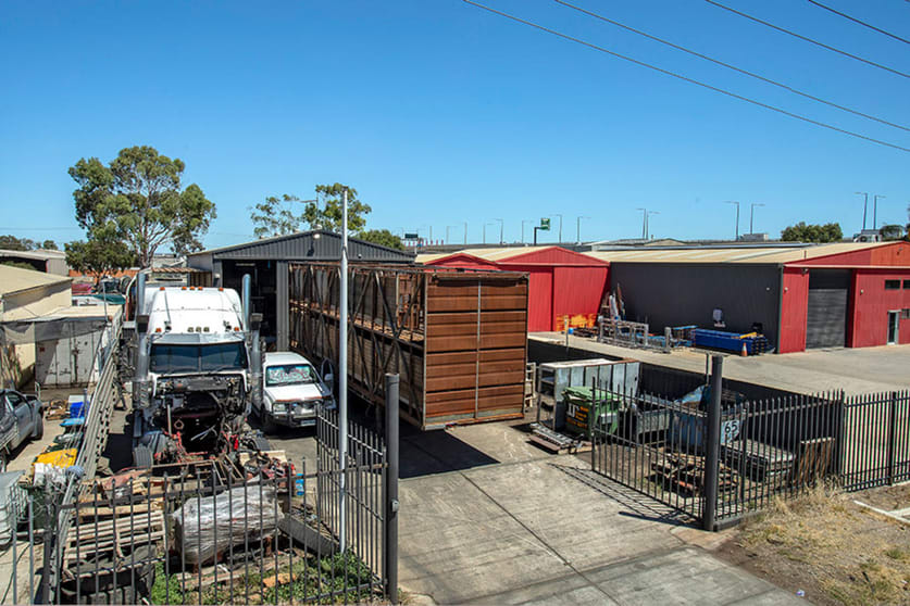 Click to view all images 65 Wing Street Wingfield SA 5013 - Image 2