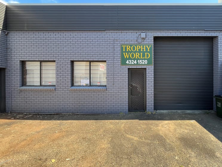 Click to view all images Unit 4/4-6 Moore Street West Gosford NSW 2250 - Image 1