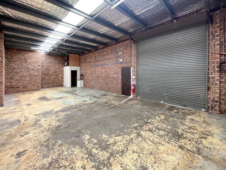 Click to view all images Unit 5/4-6 Moore Street West Gosford NSW 2250 - Image 3