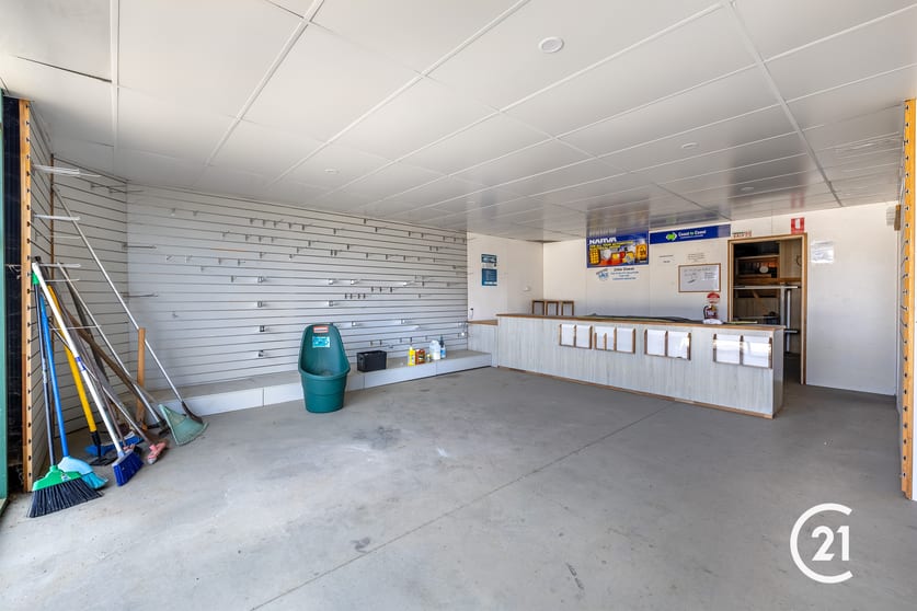 Click to view all images 59 Northern Highway Echuca VIC 3564 - Image 3